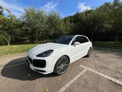 Weiß Gebraucht 2019 Porsche Cayenne Sport SUV | 49.500 € (Teuer)