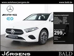 Weiss polarweiss Gebraucht 2024 Mercedes A250 Progressive Limousine | 31.770 € (Fairer Preis)