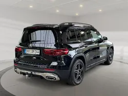 Gebraucht 2024 Mercedes GLB220 SUV | 51.890 €