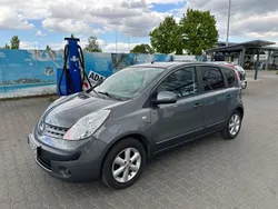 Grau Gebraucht 2006 Nissan Note Acenta Van / Kleinbus | 1.990 € (Fairer Preis)