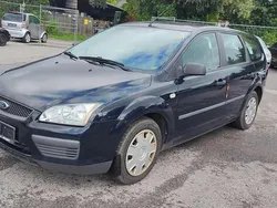 Dunkelblau Gebraucht 2006 Ford Focus Trend Kombi | 1.000 € (Superpreis)