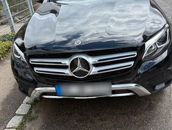Schwarz Gebraucht 2018 Mercedes GLC250 SUV | 26.800 € (Fairer Preis)