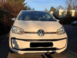 Weiß Gebraucht 2016 VW up! Kleinwagen | 6.200 € (Fairer Preis)