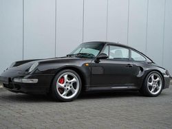 Schwarz Gebraucht 1998 Porsche 911 Carrera 4S Coupé | 189.890 €