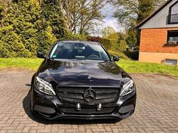 Schwarz Gebraucht 2015 Mercedes C250 Avantgarde Limousine | 20.499 € (Fairer Preis)
