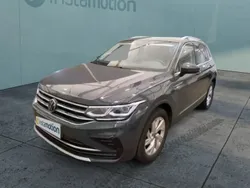 Grau Gebraucht 2023 VW Tiguan Elegance SUV | 29.428 € (Fairer Preis)