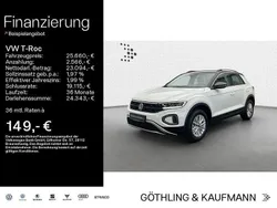 Pure white/schwarz Gebraucht 2024 VW T-Roc Life SUV | 25.660 € (Superpreis)