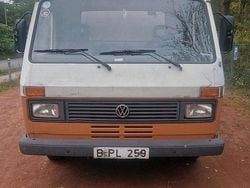 Orange Gebraucht 1986 VW LT Van / Kleinbus | 1.899 €
