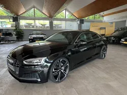 Schwarz Gebraucht 2016 Audi A5 S-line plus Coupé | 25.700 € (Etwas zu teuer)