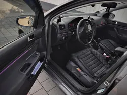 Grau Gebraucht 2005 VW Golf V Limousine | 4.750 € (Teuer)