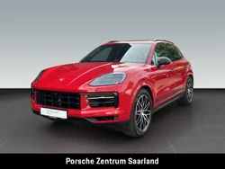 Karminrot Gebraucht 2024 Porsche Cayenne S SUV | 121.900 € (Guter Preis)