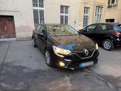 Schwarz Gebraucht 2017 Renault Mégane IV Life Kombi | 6.500 € (Teuer)
