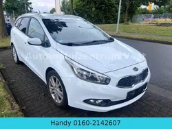 Weiß Gebraucht 2013 Kia Ceed Sportswagon Edition 7 Kombi | 6.980 € (Fairer Preis)