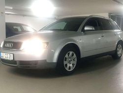 Silber Gebraucht 2002 Audi A4 Kombi | 2.499 € (Fairer Preis)