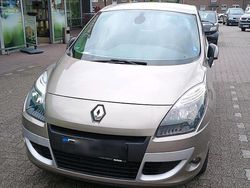 Beige Gebraucht 2010 Renault Scénic Van / Kleinbus | 4.250 €