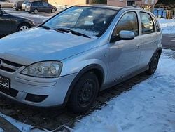 Grau Gebraucht 2006 Opel Corsa Limousine | 1.390 € (Guter Preis)