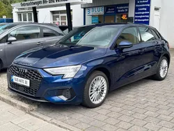 Navarrablau Gebraucht 2023 Audi A3 S-Line Limousine | 26.800 € (Guter Preis)