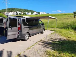 Grau Gebraucht 2017 Renault Trafic Van | 23.200 € (Teuer)