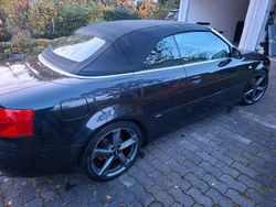 Blau Gebraucht 2005 Audi A4 Cabriolet Cabrio | 4.900 € (Fairer Preis)
