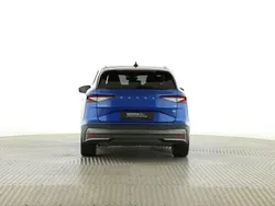 Raceblau Gebraucht 2021 Skoda Enyaq iV SUV | 29.680 € (Etwas zu teuer)