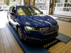 Energyblau Gebraucht 2021 Skoda Superb Ambition Kombi | 19.489 € (Superpreis)