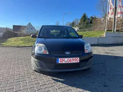 Schwarz Gebraucht 2006 Ford Fiesta Ambiente Kleinwagen | 2.250 € (Etwas zu teuer)