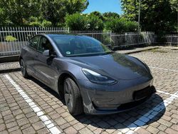 Grau Gebraucht 2022 Tesla Model 3 Long Range AWD Limousine | 29.999 € (Fairer Preis)