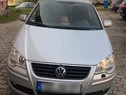 Silber Gebraucht 2009 VW Polo Kleinwagen | 2.200 € (Guter Preis)