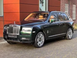 Grün Gebraucht 2020 Rolls Royce Cullinan SUV | 349.900 €