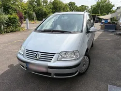 Silber Gebraucht 2006 VW Sharan Van / Kleinbus | 3.900 € (Etwas zu teuer)