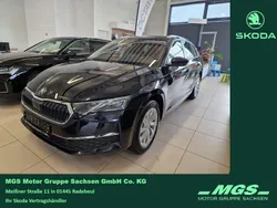 Blackmagic perleffekt Neu 2025 Skoda Octavia Exclusive Limousine | 36.990 € (Teuer)