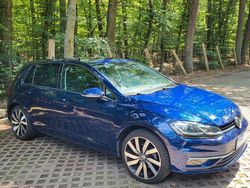 Blau Gebraucht 2017 VW Golf VII Highline Limousine | 13.500 € (Fairer Preis)