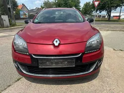 Rot Gebraucht 2012 Renault Mégane III Bose Edition Limousine | 2.200 € (Superpreis)
