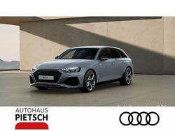 Grau Neu 2024 Audi RS4 Sport Kombi | 121.690 € (Teuer)