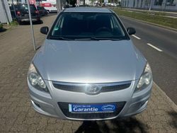 Silber Gebraucht 2009 Hyundai i30 Edition+ Limousine | 3.999 € (Fairer Preis)