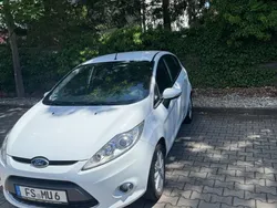 Weiß Gebraucht 2010 Ford Fiesta Viva Kleinwagen | 3.400 € (Fairer Preis)