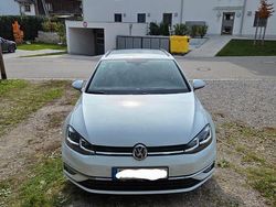 Weiß Gebraucht 2018 VW Golf VII Highline Kombi | 10.300 € (Superpreis)