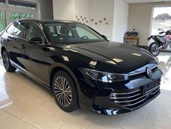Schwarz Gebraucht 2024 VW Passat Elegance Kombi | 39.950 € (Guter Preis)