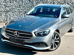 Grau Gebraucht 2022 Mercedes E300 Avantgarde Kombi | 29.100 € (Fairer Preis)