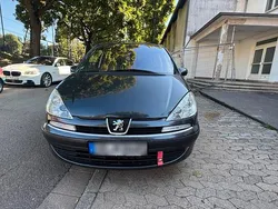 Grau Gebraucht 2003 Peugeot 807 Van / Kleinbus | 1.350 € (Fairer Preis)