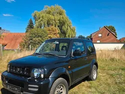 Schwarz Gebraucht 2011 Suzuki Jimny SUV | 8.700 € (Fairer Preis)