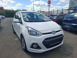 Weiß Gebraucht 2014 Hyundai i10 Edition Kleinwagen | 5.499 € (Fairer Preis)