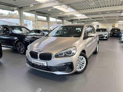 Kaschmirsilber metallic Gebraucht 2021 BMW 218 Active Tourer Advantage Van / Kleinbus | 21.890 € (Fairer Preis)