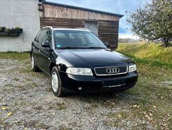 Schwarz Gebraucht 1999 Audi A4 Kombi | 2.150 € (Etwas zu teuer)