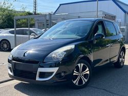 Schwarz Gebraucht 2011 Renault Scénic III Bose Edition Van / Kleinbus | 6.900 € (Teuer)
