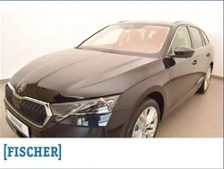 Schwarzmagic perleffekt (schwarz) Gebraucht 2024 Skoda Octavia Selection Kombi | 39.870 € (Etwas zu teuer)