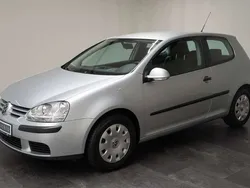 Reflexsilber metallic Gebraucht 2005 VW Golf V Trendline Limousine | 6.600 €