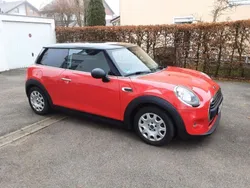 Rot Gebraucht 2015 Mini ONE Kleinwagen | 5.400 €