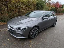 Grau Gebraucht 2022 Mercedes CLA180 Progressive Limousine | 27.900 € (Guter Preis)
