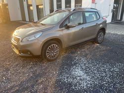 Grau Gebraucht 2015 Peugeot 2008 Active SUV | 6.950 € (Superpreis)